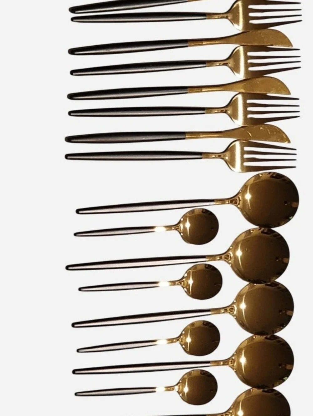 24 Piece Cutlery Set Service Of 6